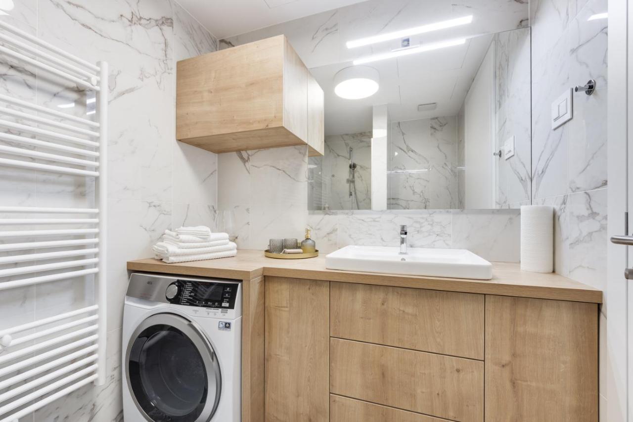 Central Apartment With Private Garage Любляна Экстерьер фото